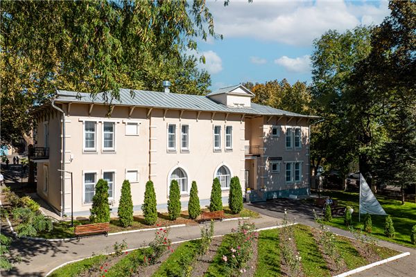 Санаторий «Шахтёр» с высоты — территория между курортными парками — фото 3
