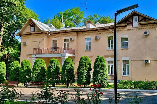Дача генерала Макарова — памятник архитектуры в санатории «Шахтёр»
